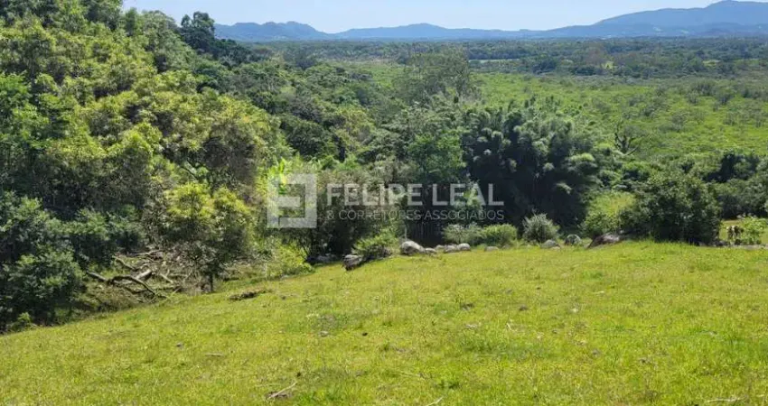 Lote / Terreno em Sambaqui - Florianópolis, SC