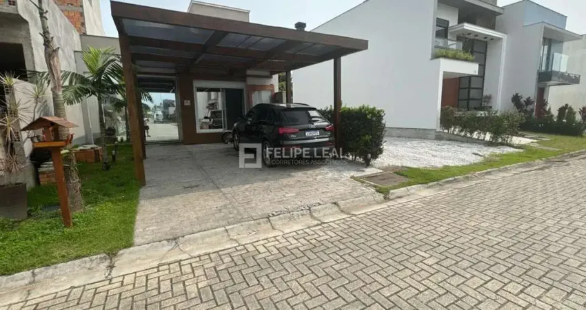 Casa com 3 quartos à venda na Avenida Wilson Castelo Branco, 700, Deltaville, Biguaçu