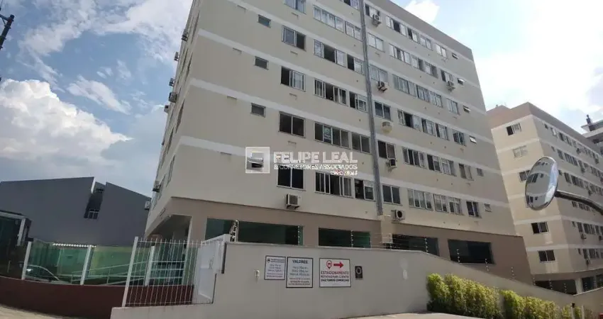 Apartamento com 3 quartos à venda na Rua João Grumiche, 1740, Roçado, São José