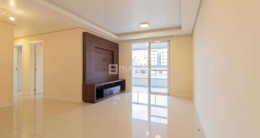 Apartamento com 3 quartos à venda na Rua Felipe Domingues Petry, 600, Praia Comprida, São José