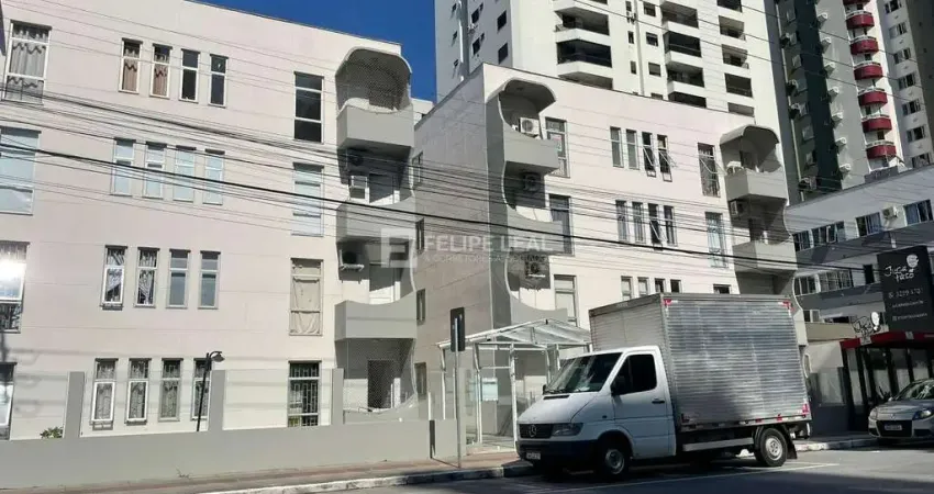 Apartamento com 2 quartos à venda na Avenida Delamar José da Silva, 259, Kobrasol, São José