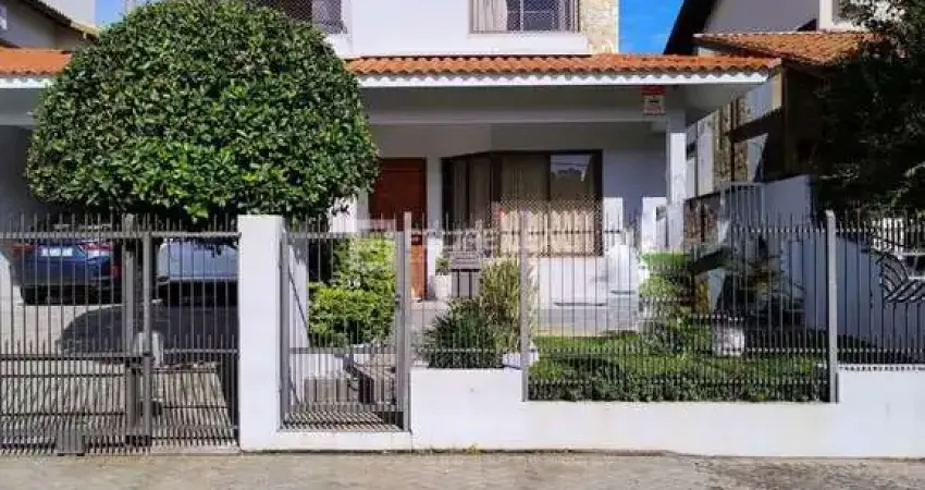 Casa com 4 quartos à venda na Rua Itapeva, 29, Itacorubi, Florianópolis