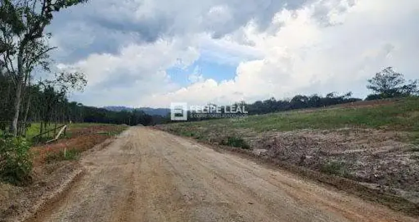 Terreno à venda na Rua Antônio Jovita Duarte, 4252, Forquilhinhas, São José
