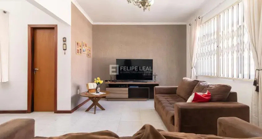 Casa com 3 quartos à venda na Rua Cel. Américo, 1280, Barreiros, São José