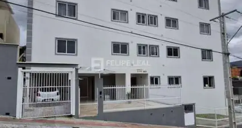 Apartamento de 02 dormitórios com 1 suíte em Serraria  -  São José
