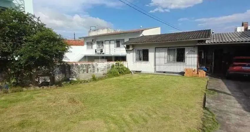 Casa com 3 quartos à venda na Rua Elis Regina, 405, Areias, São José