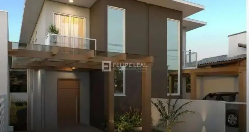 Casa com 03 dormitórios e 01 suíte em Carianos  -  Florianópolis