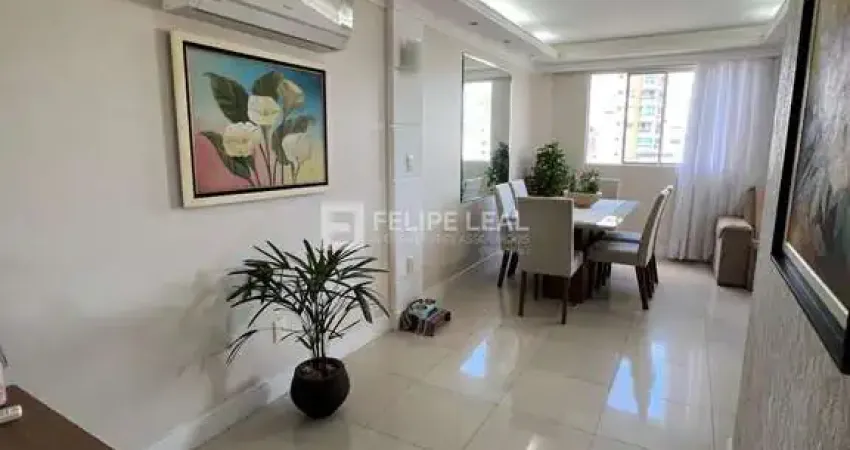 Apartamento em Canto  -  Florianópolis