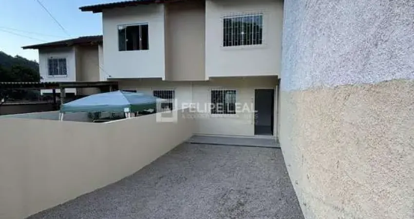 Casa com 2 quartos à venda na Rua do Arco-Íris, 203, Potecas, São José