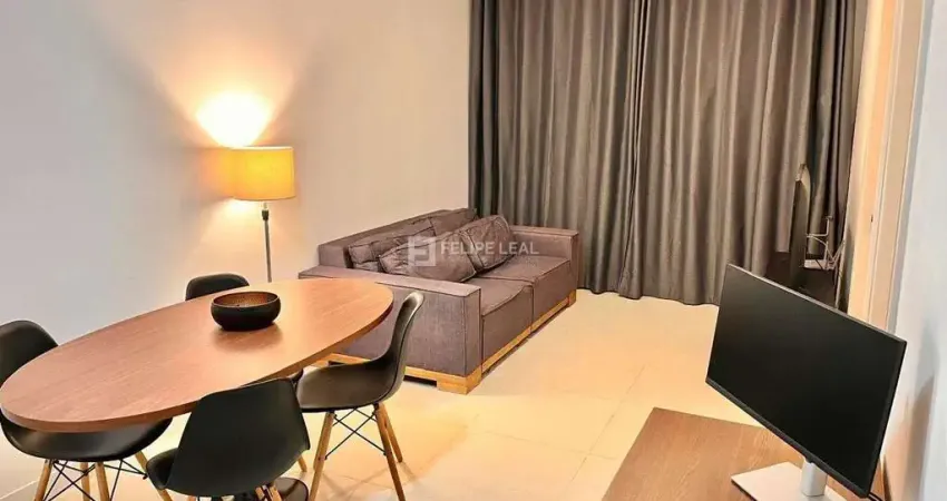 Apartamento com 01 dormitório e vaga de garagem em Campinas - São José, SC