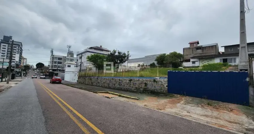 Terreno à venda na Rua Campolino Alves, 491, Capoeiras, Florianópolis