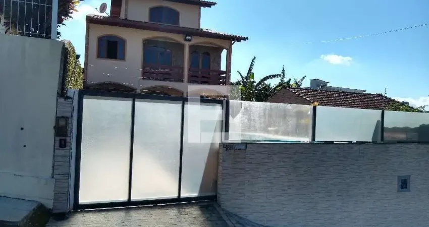Casa com 3 quartos à venda na Rua Leonildes Coelho, 488, Praia Comprida, São José