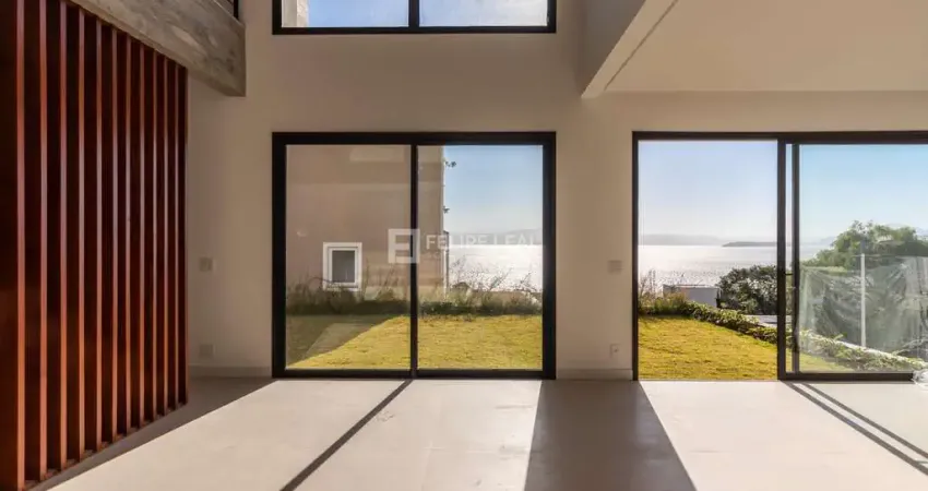 Casa em condomínio fechado com 3 quartos à venda na Estrada Haroldo Soares Glavan, 4940, Cacupé, Florianópolis