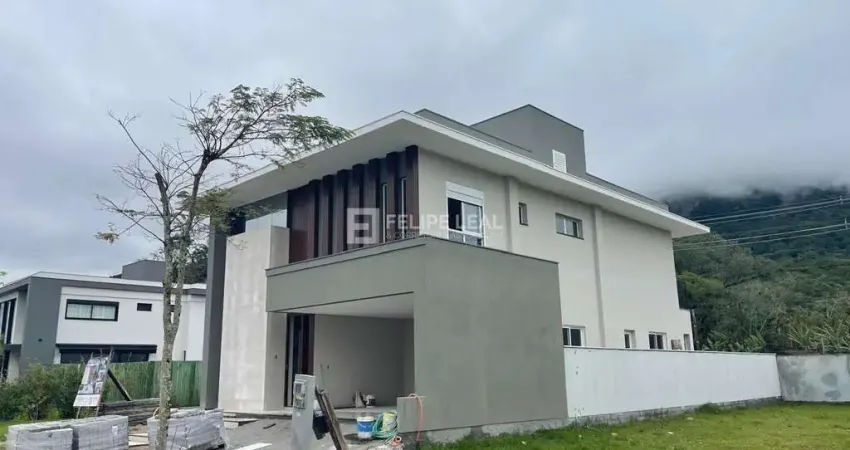 Casa em condominio em cidade universitária pedra branca - palhoça