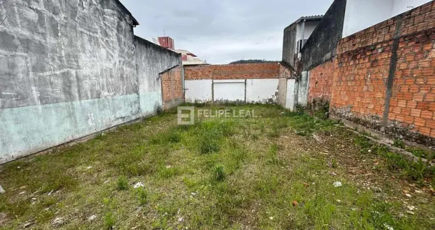 Terreno à venda na Rua Catanduvas, 49, Bela Vista, São José