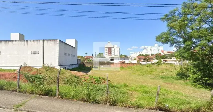 Chácara / sítio à venda na Rua Araci Vaz Callado, 5, Coloninha, Florianópolis