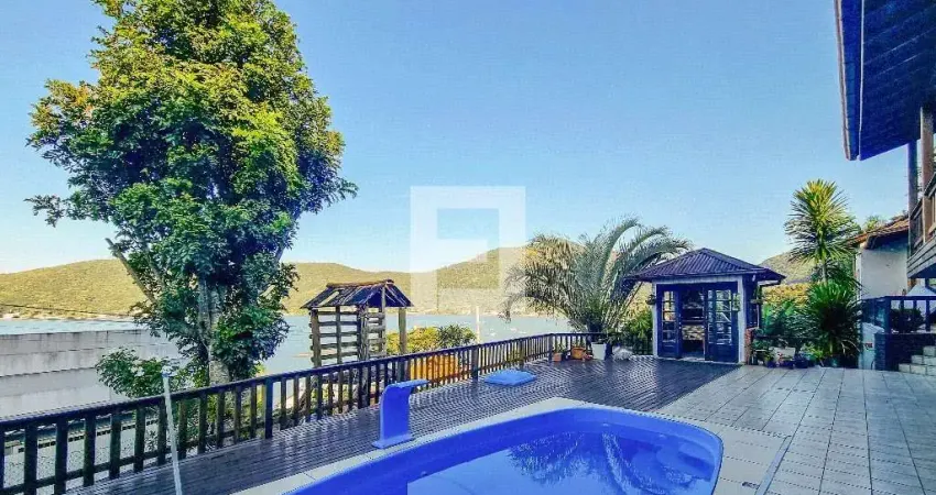 Casa com 5 quartos à venda na Travessa Servidão Texeirinha, 100, Enseada do Brito (Ens Brito), Palhoça