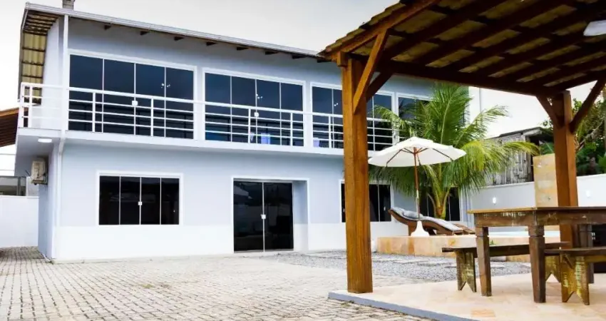 Casa com 3 quartos à venda na None Um Mil e Quinhentos e Noventan e Três, 1, Pinheira, Palhoça