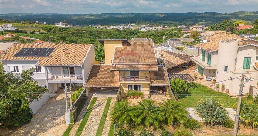 RE/MAX  VENDE CASA LOTEAMENTO CAMINHOS DE SAN CONRADO - 3 QUARTOS - 1 SUÌTE  - PISCINA - CHURRASQUEIRA