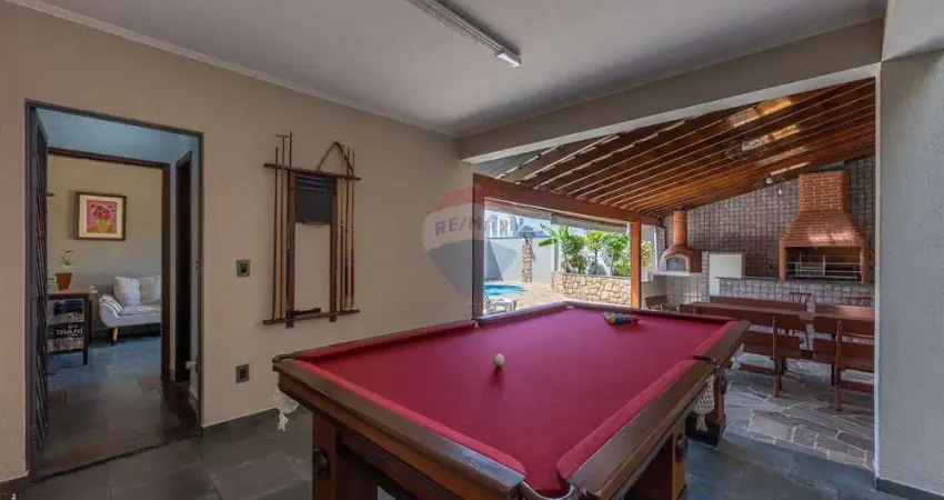 RE/MAX Vende Casa -R$ 1.097.000 - 4 quartos, 1 suíte na Vila Marieta - Campinas -SP