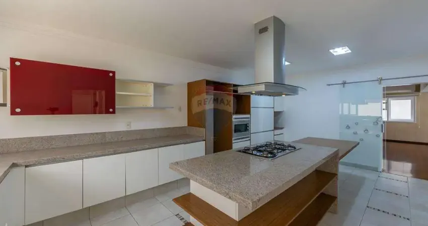RE/MAX VENDE Casa em Condomínio, 5 quartos, 3 suítes, 8 vagas, 470M² - R$2.450.000 Condomínio Triângulo, Barão Geraldo, Campinas/SP