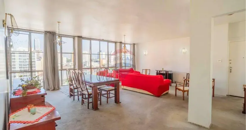 Re/max vende amplo apartamento, 3 dormitórios, 1 suíte, living 3 ambientes, cozinha planejada, no centro de campinas