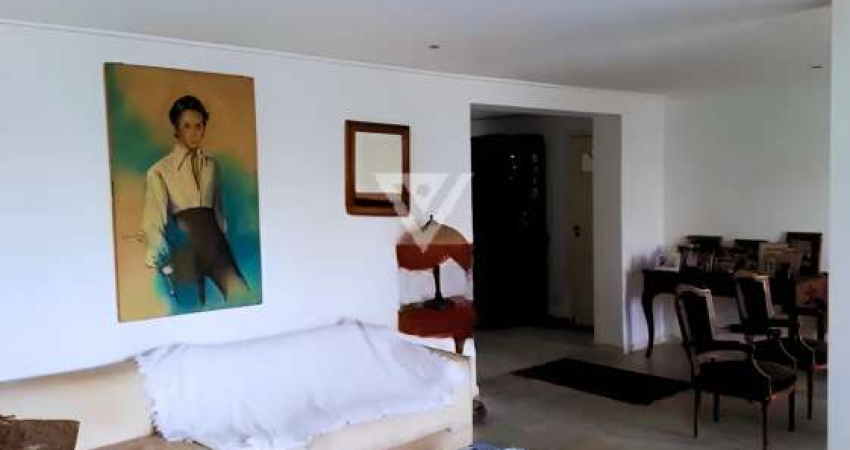 Casa com 3 quartos à venda na Rua Itacaranha, 129, Pacaembu, São Paulo