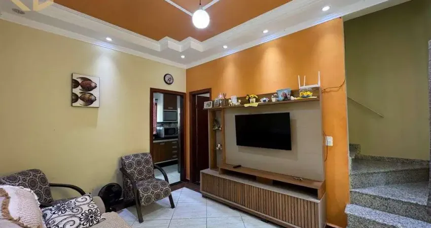 Casa geminada 2 dorms, 1 suíte, 2 vagas, 69,38m², mobiliada, ocian