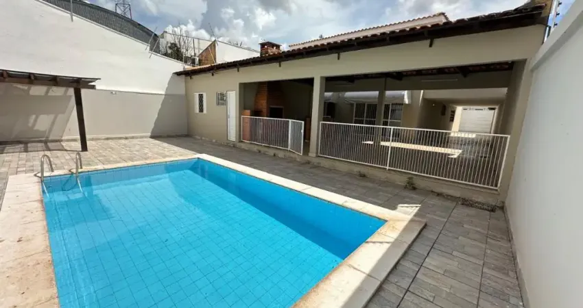 Casa com 4 quartos para alugar na Rua Alessandria, 20, Jardim Itália, Cuiabá