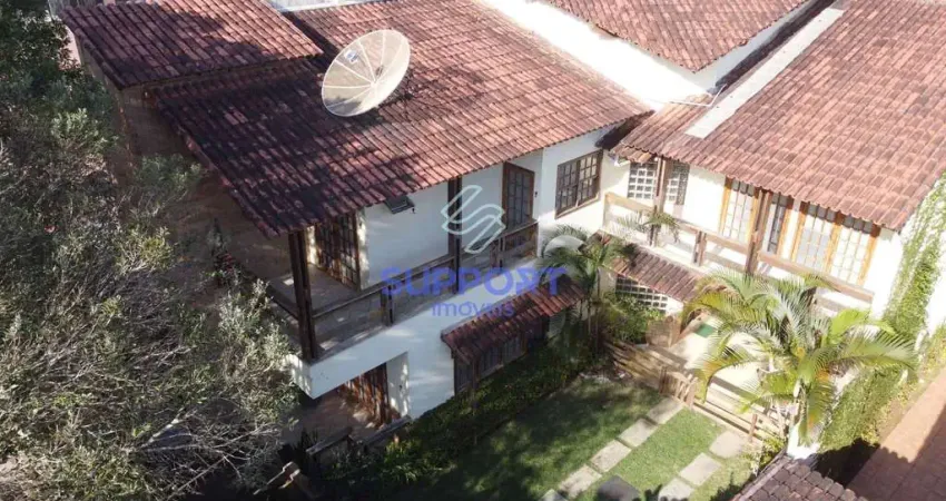 Encante-se com o Sonho do Lar Perfeito: Casa Duplex com Piscina na Enseada Azul, Nova Guarapari - S