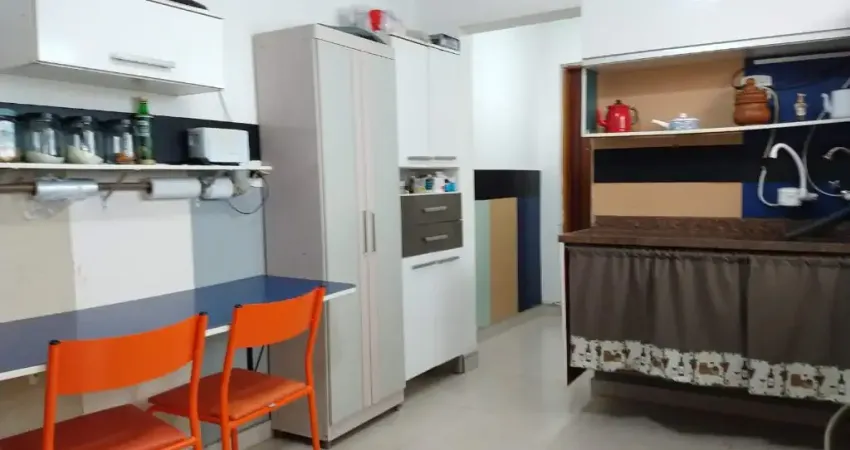 Casa térrea para venda 164 m² 3 quartos (1suíte) à 900m do metro vila mariana e pq. aclimação