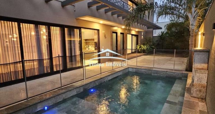 Aluguel de Casa em Condomínio de Luxo em Cuiabá-MT: 3 Quartos, 3 Suítes, 4 Banheiros, 2 Vagas, 350m² no Florais do Valle