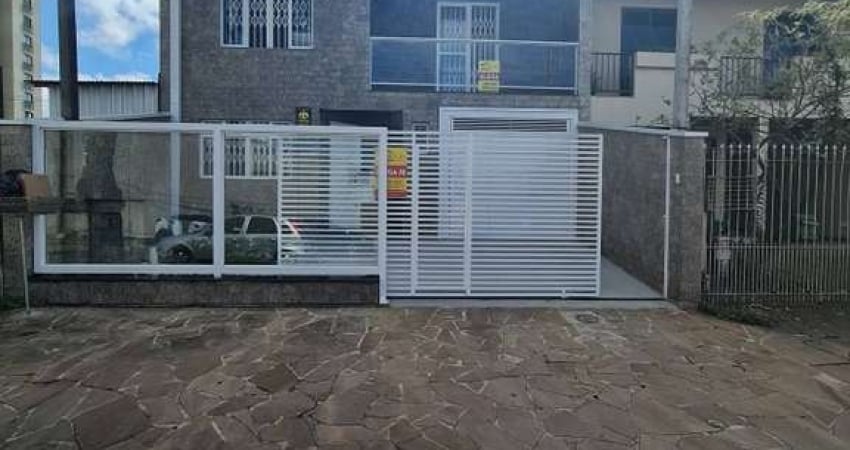 Casa com 3 quartos para alugar na Rua Margarida de Araújo Franco, 1661, Centro, São José dos Pinhais