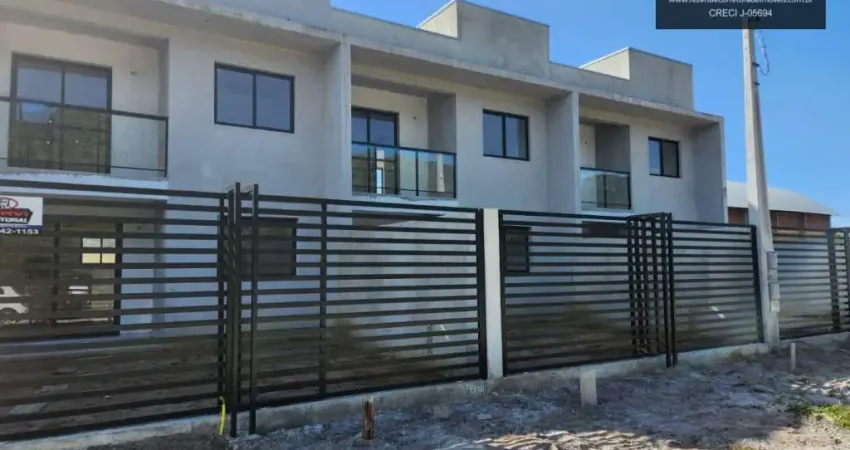 Sobrado com 3 dormitórios à venda, 75 m² por R$ 550.000,00 - Brejatuba - Guaratuba/PR