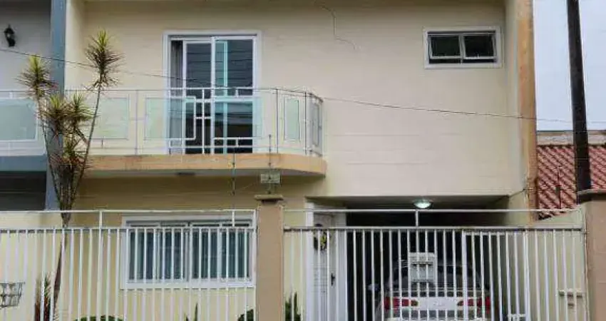 Casa com 3 quartos à venda na Rua Castorino Augusto Rodrigues, 221, Cajuru, Curitiba