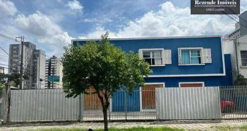 Loja Comercial de esquina — localização privilegiada,  Av. Visconde de Guarapuava x General Carneiro, a poucos metros do Mercado Municipal.