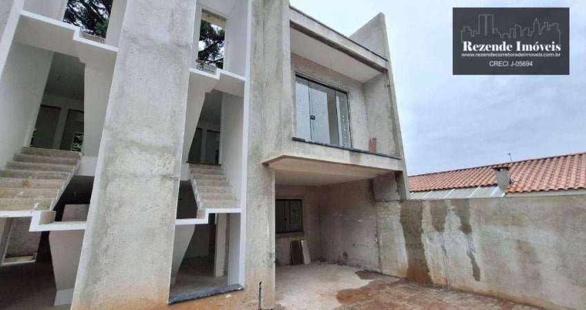 Sobrado bem localizado com 3 dorm e 1 vg