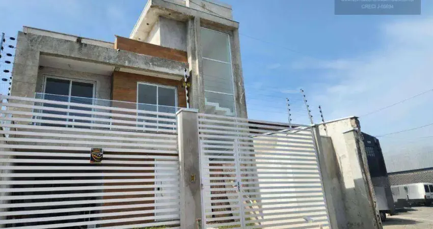 Sobrado com 3 dormitórios à venda, 184 m² por R$ 990.000,00 - Fazendinha - Curitiba/PR