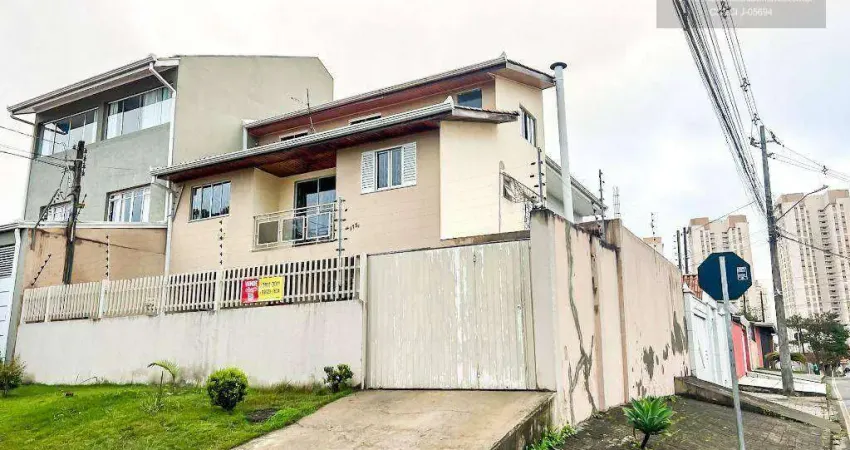 Sobrado com 4 dormitórios à venda, 134 m² por R$ 720.000,00 - Campo Comprido - Curitiba/PR