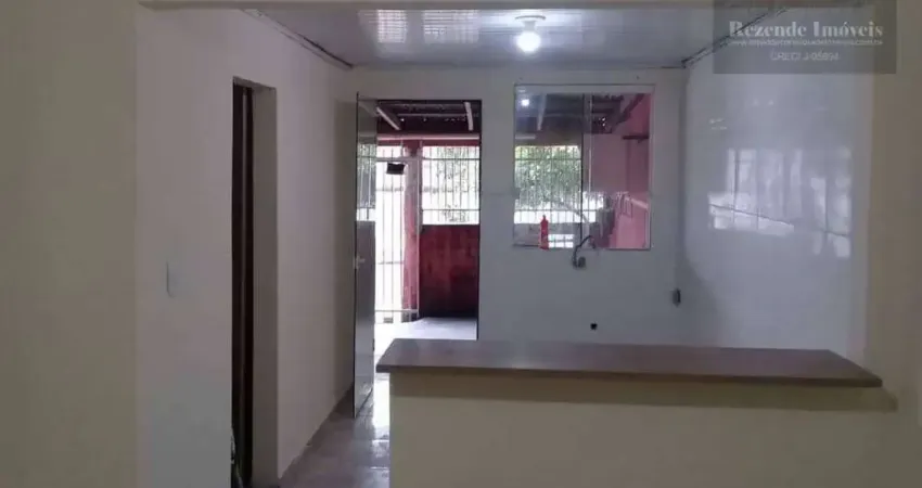 Casa com 3 dormitórios à venda, 80 m² por R$ 349.900,00 - Caiuá - Curitiba/PR