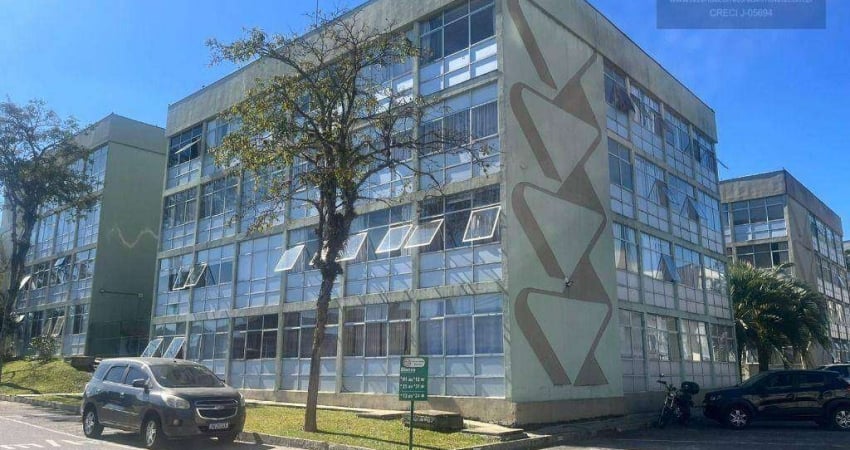 Apartamento com 3 dormitórios TODO MOBILIADO INCLUSIVE OS ELETROS à venda, por R$ 370.000 - Fazendinha - Curitiba/PR