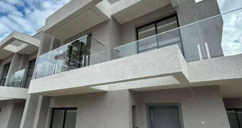 Casa com 3 quartos à venda na Rua Maria Simão Campos, 74, Uberaba, Curitiba