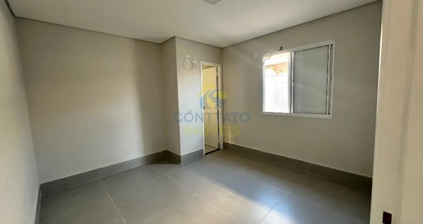 Casa Condomínio São Lourenço, 03 quartos sendo 01 suíte, Valor 3.700,00 tudo incluso.