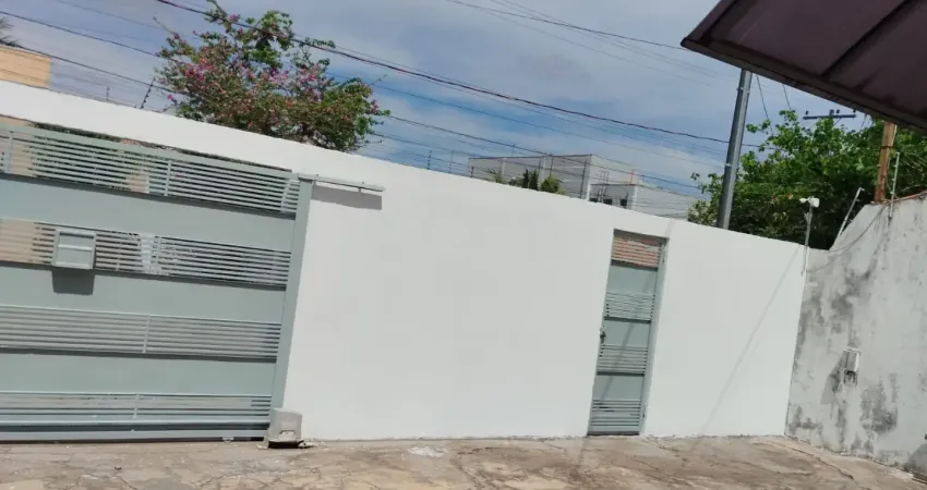 Casa ampla, recanto dos pássaros, com energia solar, 03 quartos mais 01 adicional nos fundo com móveis valor 3.200,00