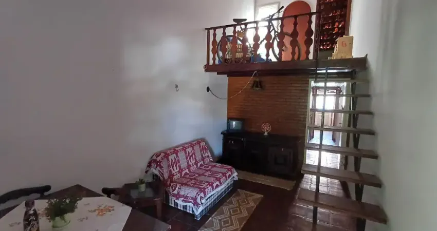 Condomínio 01 quarto + mezanino - Portinho - Cabo Frio RJ