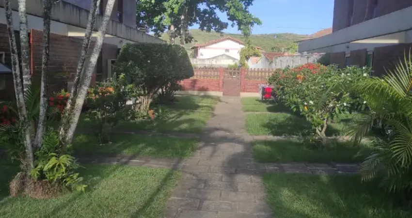 Casa em condomínio 02 quartos - bairro nobre portinho/cabo frio