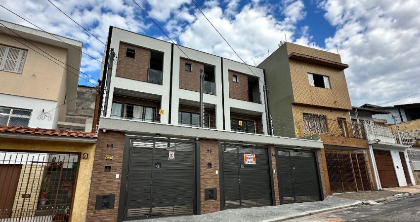 CASA FRONTAL COM 4 DORMS 1 SUÍTE NA PENHA