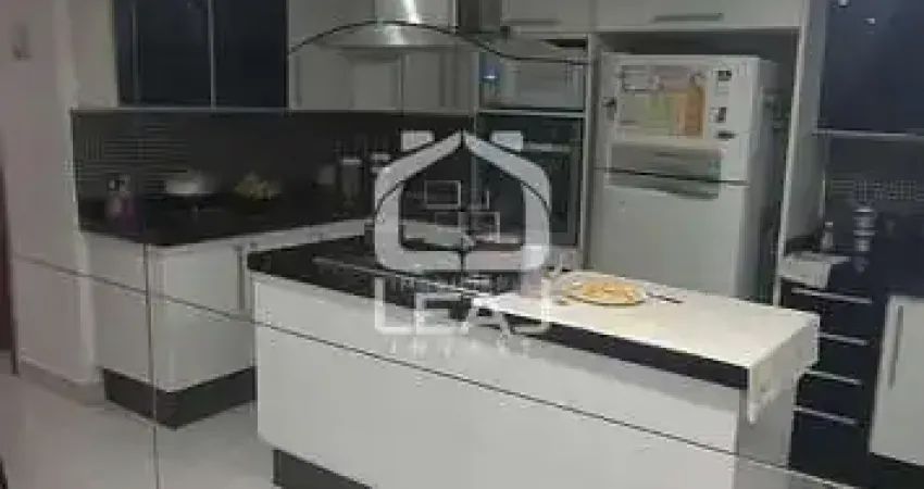 Sobrado à venda com 123m², Parque Munhoz, 2 Dormitórios, 1 Vaga - R$ 580.000,00 - São Paulo
