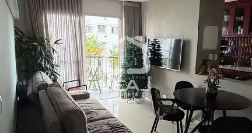 Apartamento à venda de 63m² na Vila das Belezas com 3 quartos e 1 vaga de garagem