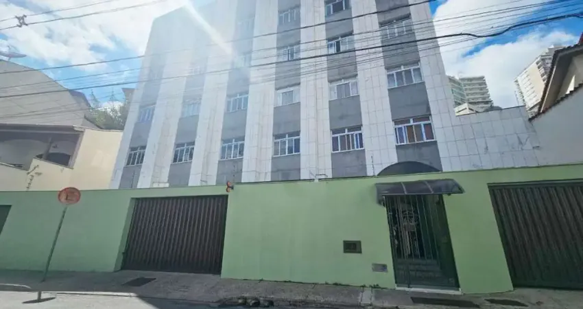 Apartamento 02 quartos, garagem e área externa a venda bairro granbery em juiz de fora - mg